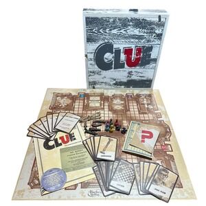 2017 Clue The Classic Mystery Game in Rustic Wooden Box COMPLETE Hasbro Gaming